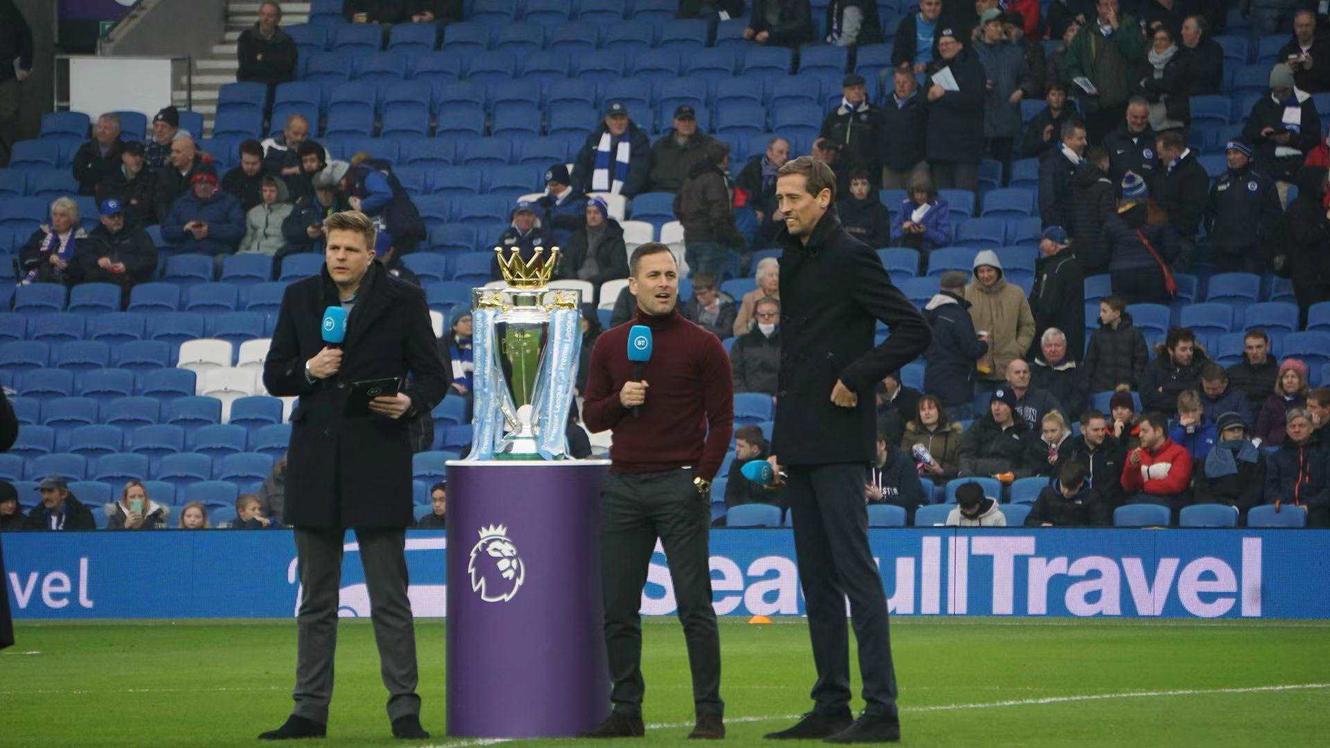 地方政府和 地方政府和